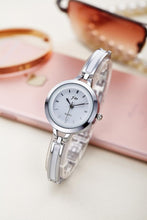 Load image into Gallery viewer, Fashion Rhinestone Watch