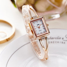 Load image into Gallery viewer, Fashion Rhinestone Watch